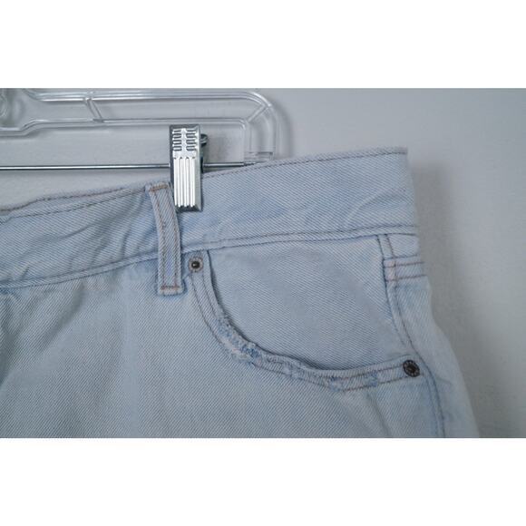 Old Navy High-Rise Slouchy‎ Straight Jean Shorts Distressed Light Wash Size 20 - Picture 6 of 13